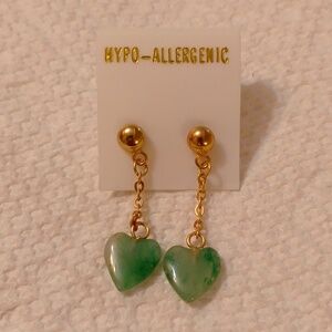 *3/$20* New Vintage Jade Gem Stone pierced dangle earrings